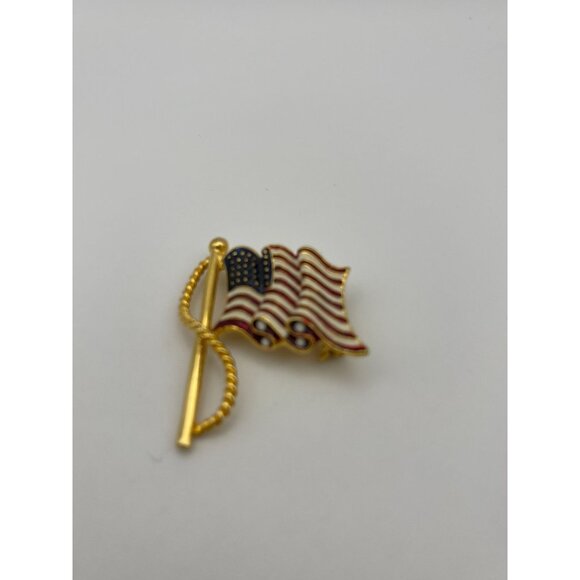 American Flag Brooch Gold Tone Red White Blue Patriotic - Picture 2 of 8